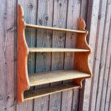Artisanal shelf in raw wood