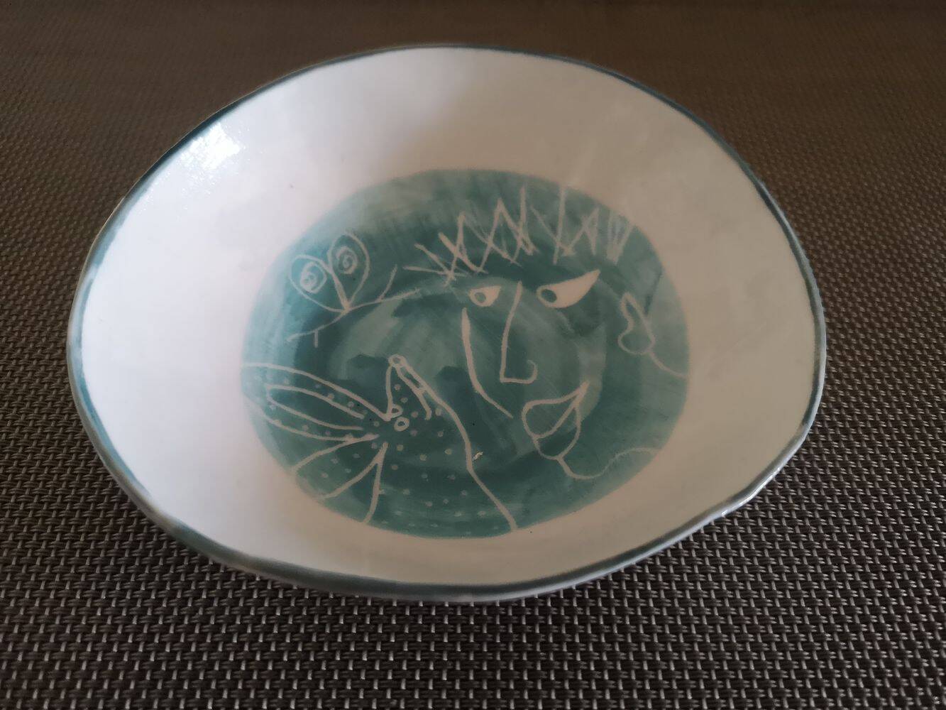 Porcelain cup artisanal work