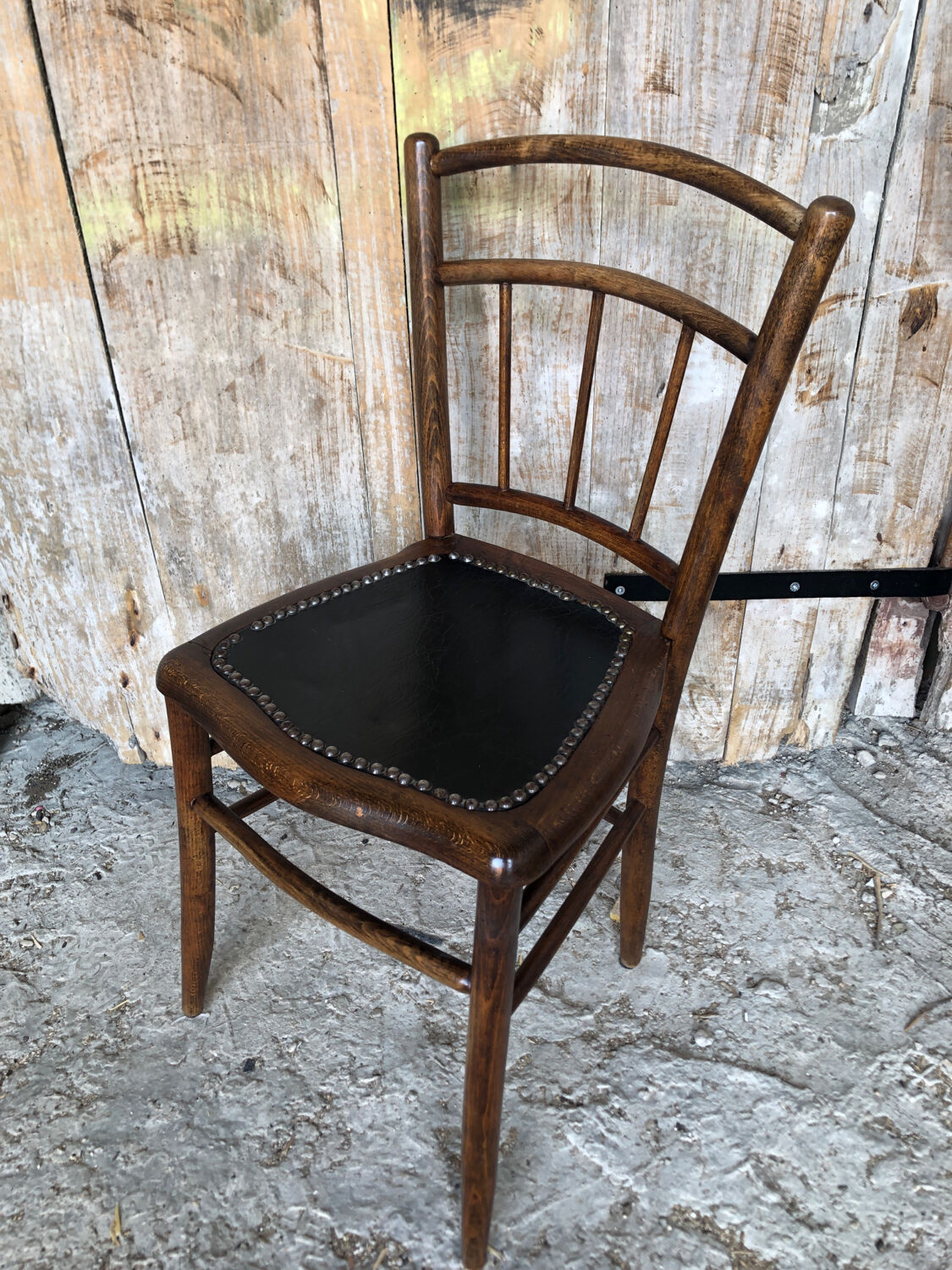 Bistrot chair turned wood & seat skai black vintage