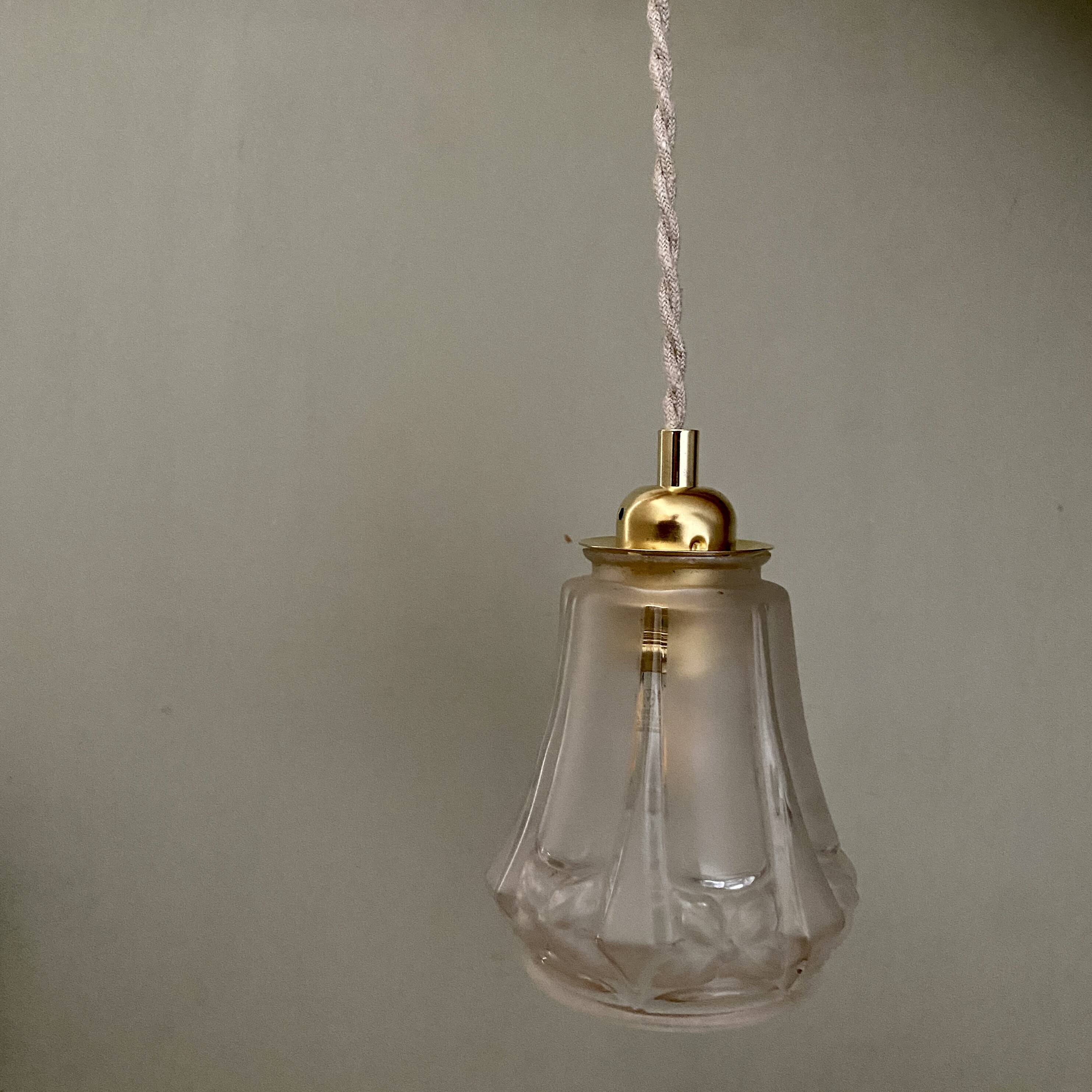 Vintage art deco tulip pendant light in frosted glass