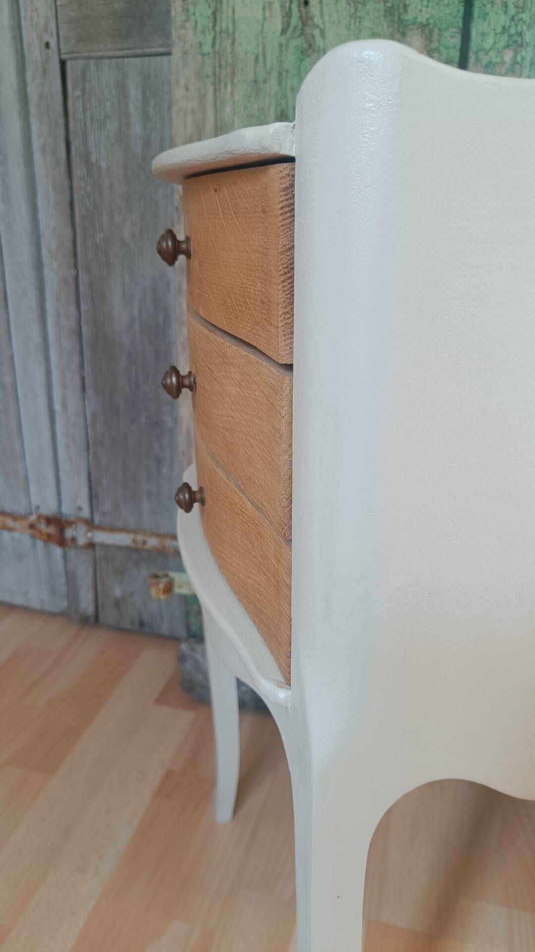 Vintage wooden bedside table with 3 drawers.