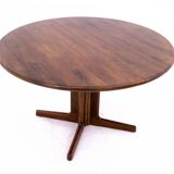 Walnut dining table, mid century modern, Denmark, 1960s.
