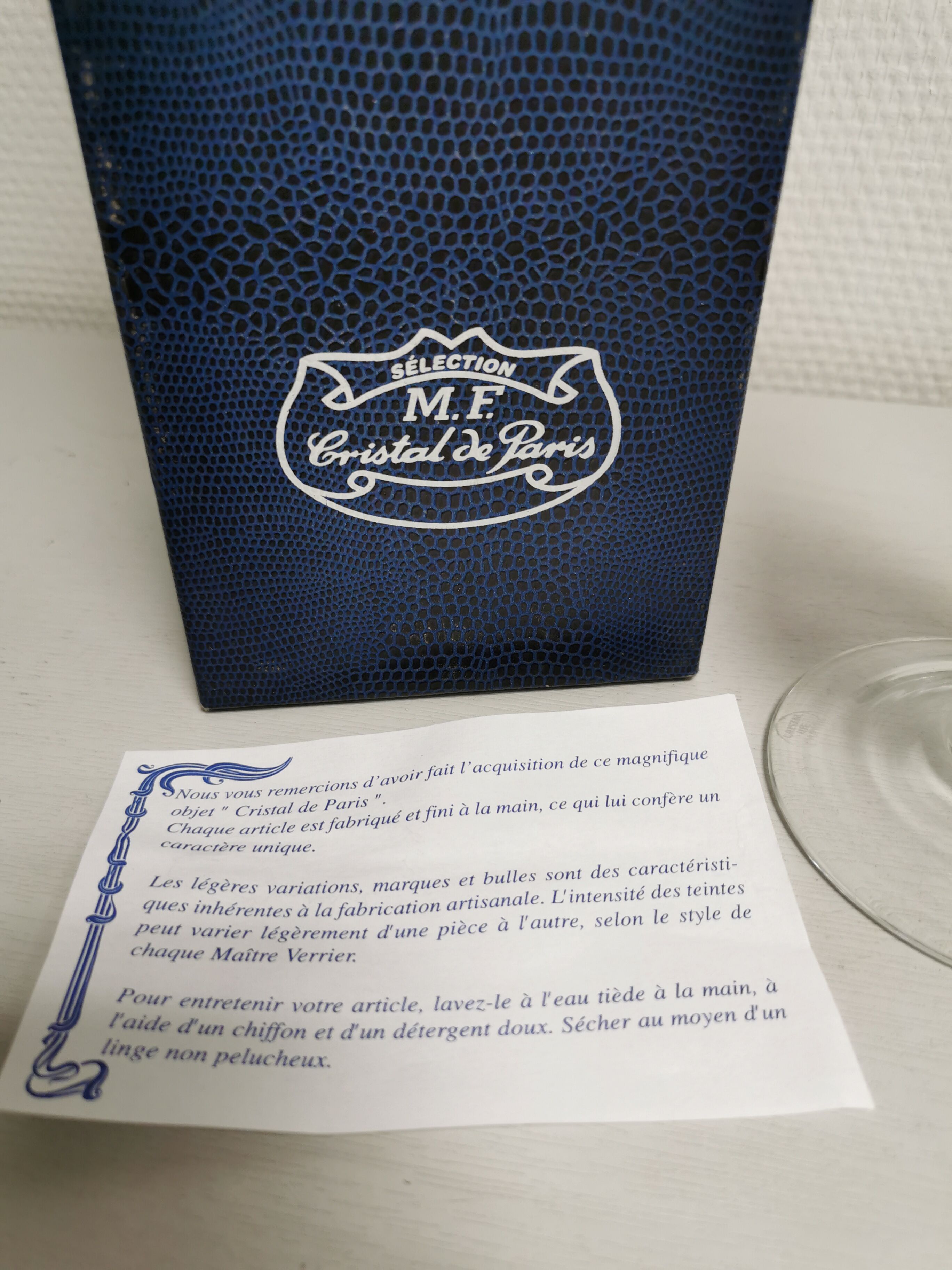 Soliflore vase in Cristal de Paris selection MF. stained glass effect with Box