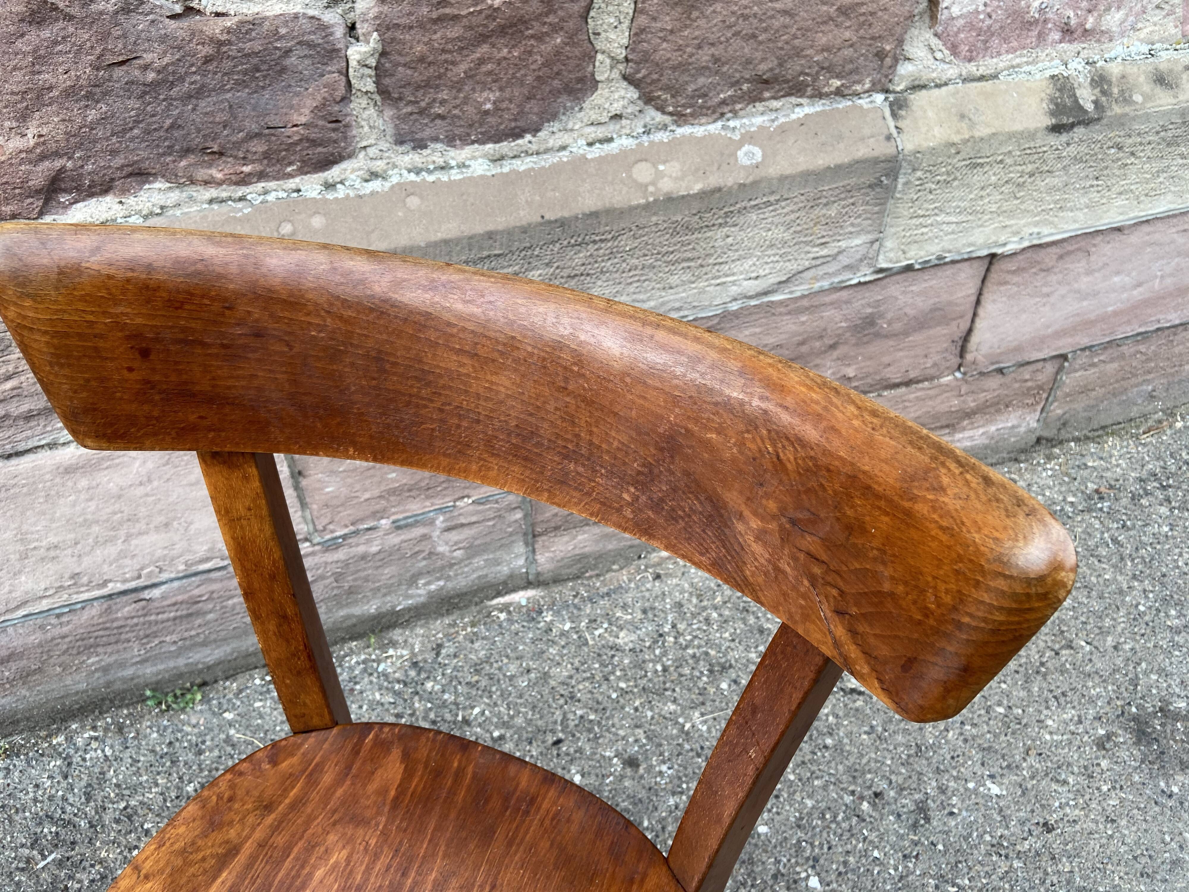 Paire de chaises bistrot bois courbé  1950