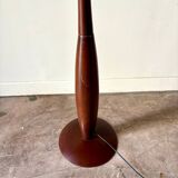 Lampadaire en bois foncé et opaline blanche