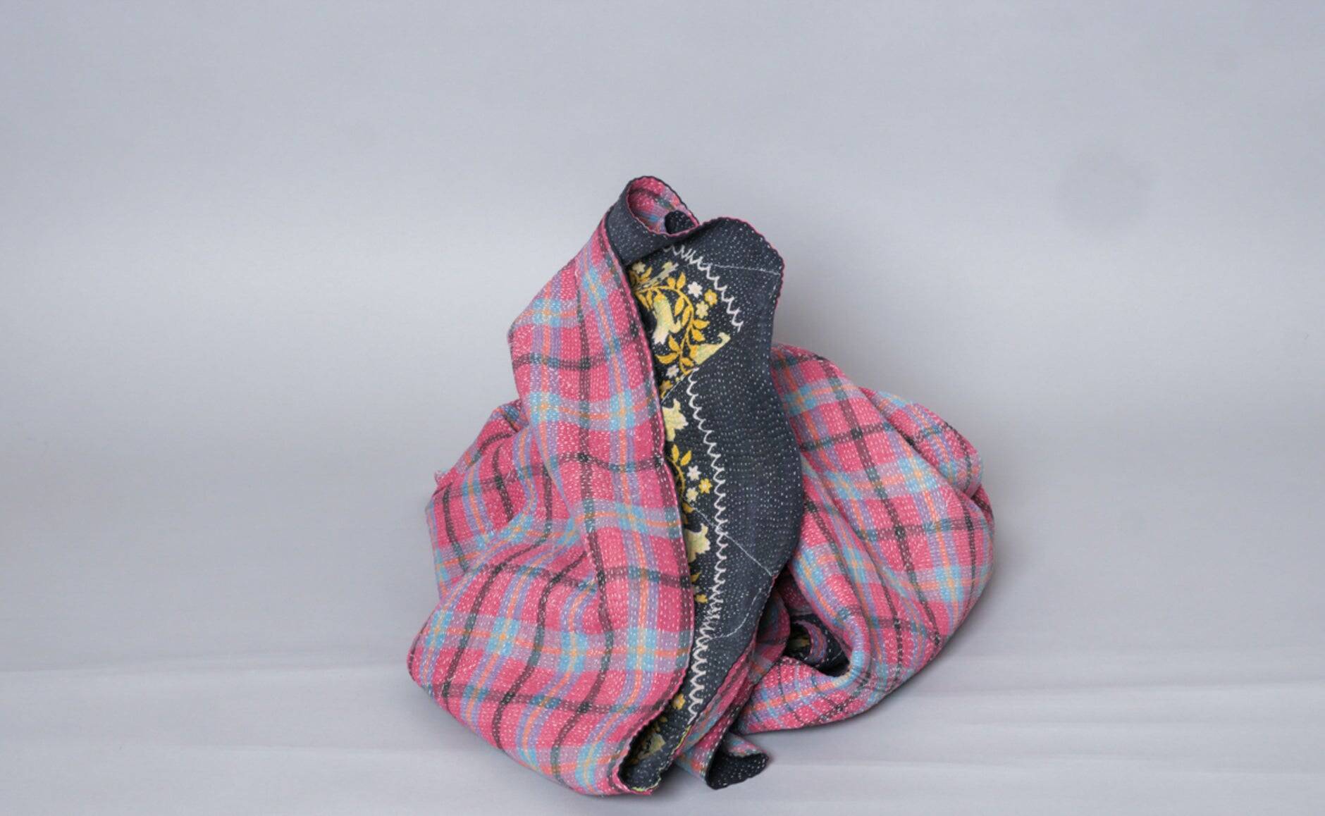 Kantha sari couvre-lit, Tartan coton recyclé brodé à la main