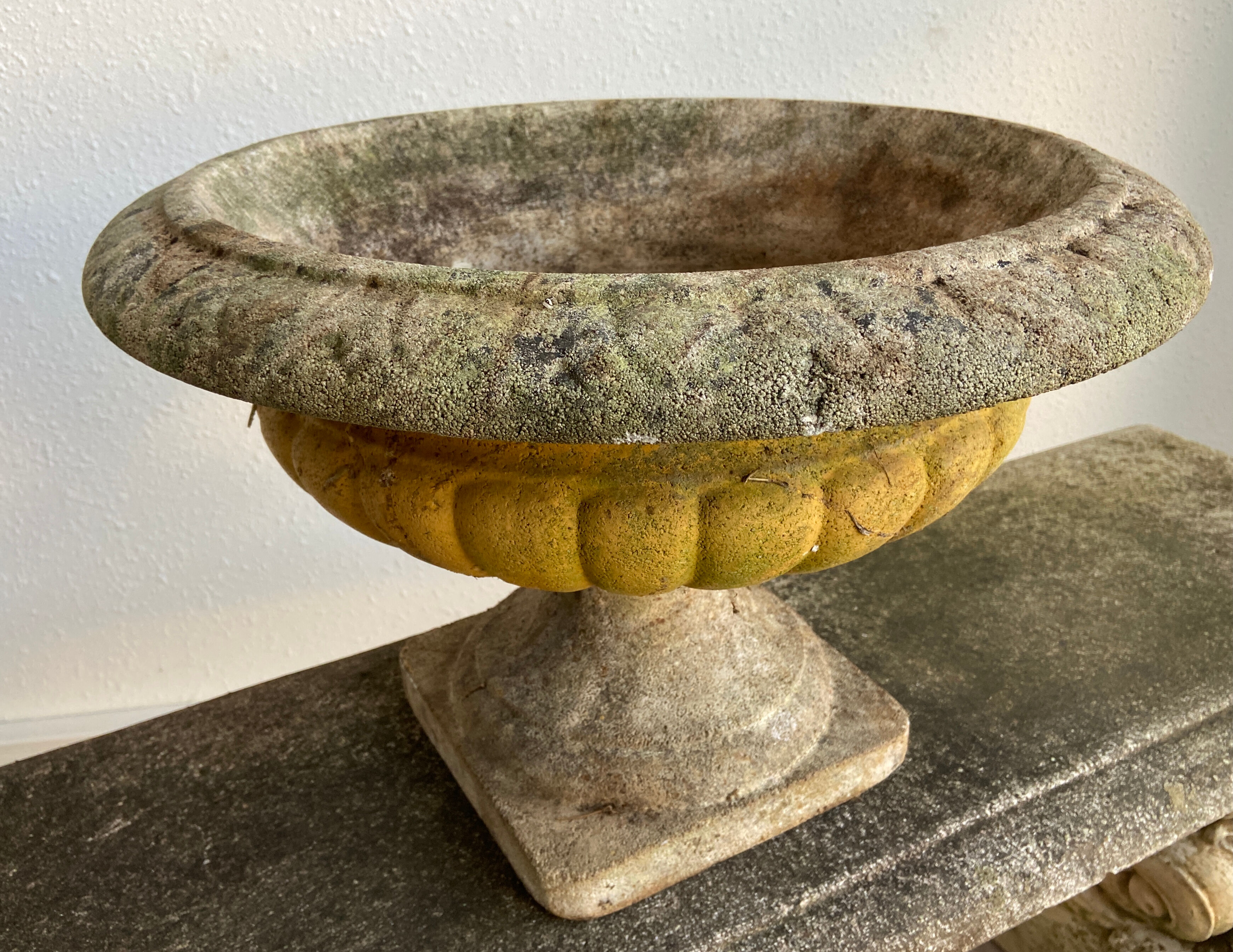 Vintage Medici vase cutter