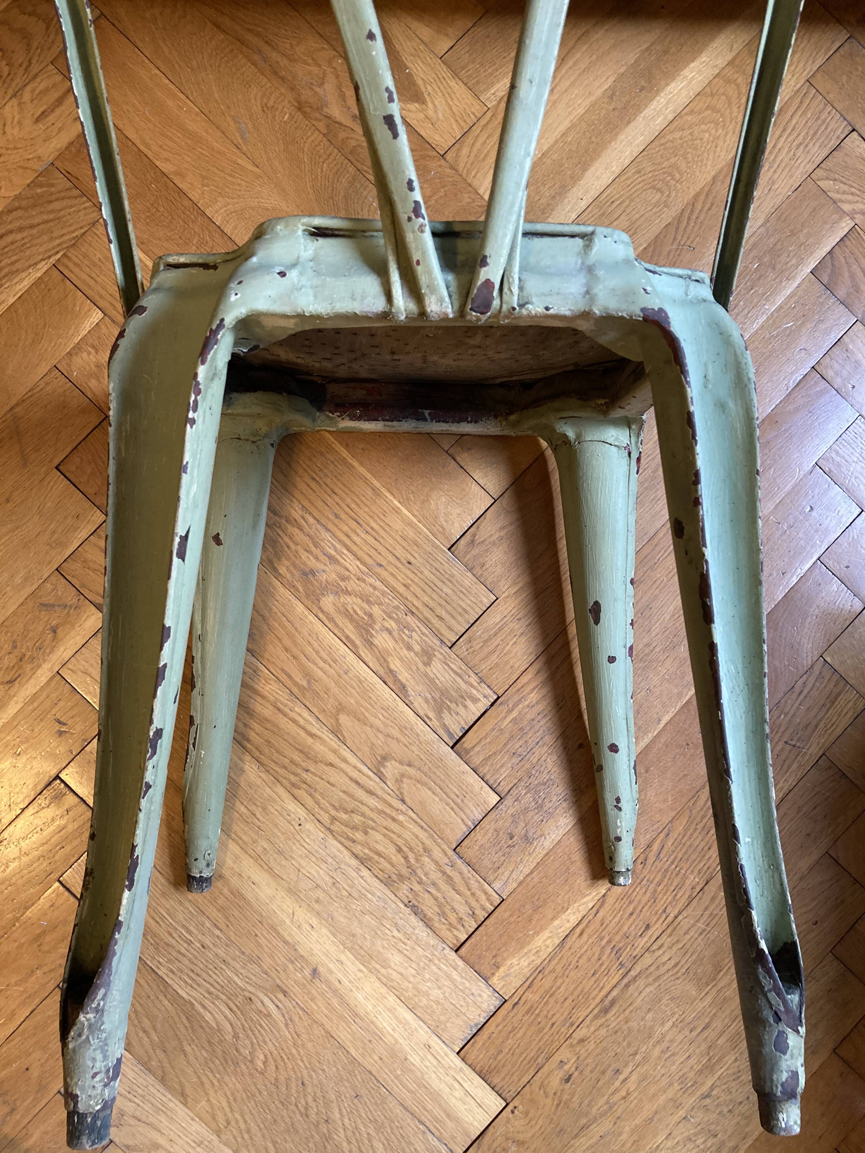 Multipl's chair
