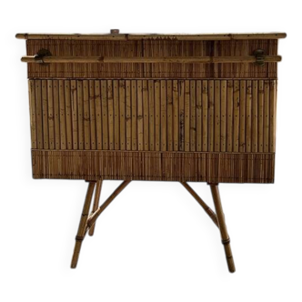 Bar tiki bambou et rotin