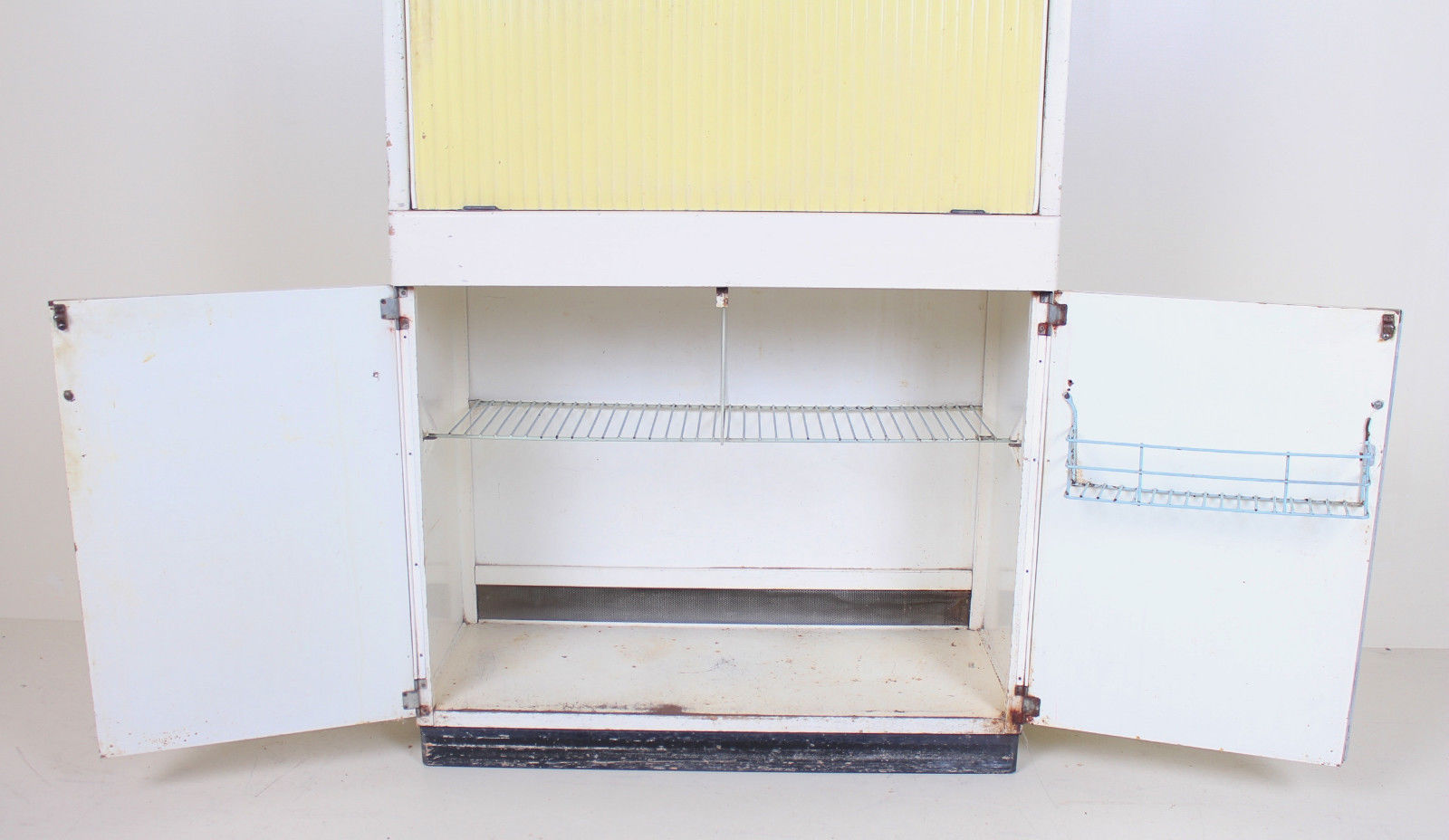 Vintage vintage kitchen cupboard