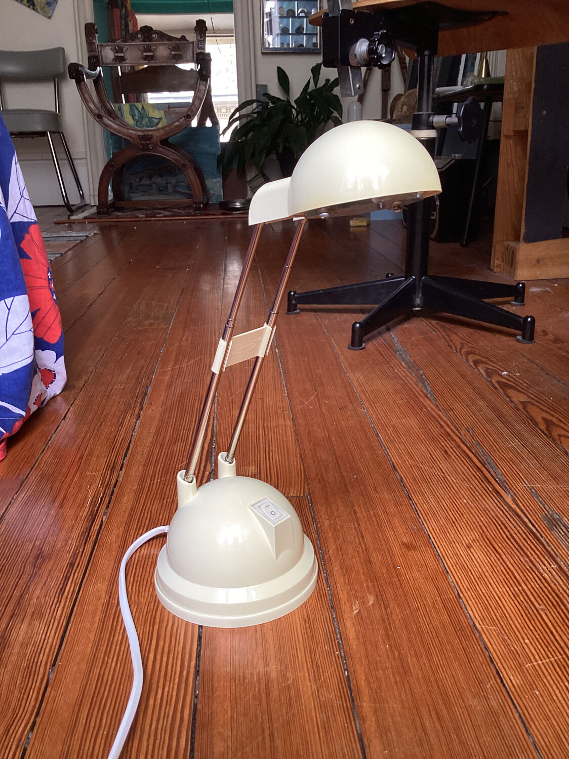 IKEA espressivo vintage cream desk lamp