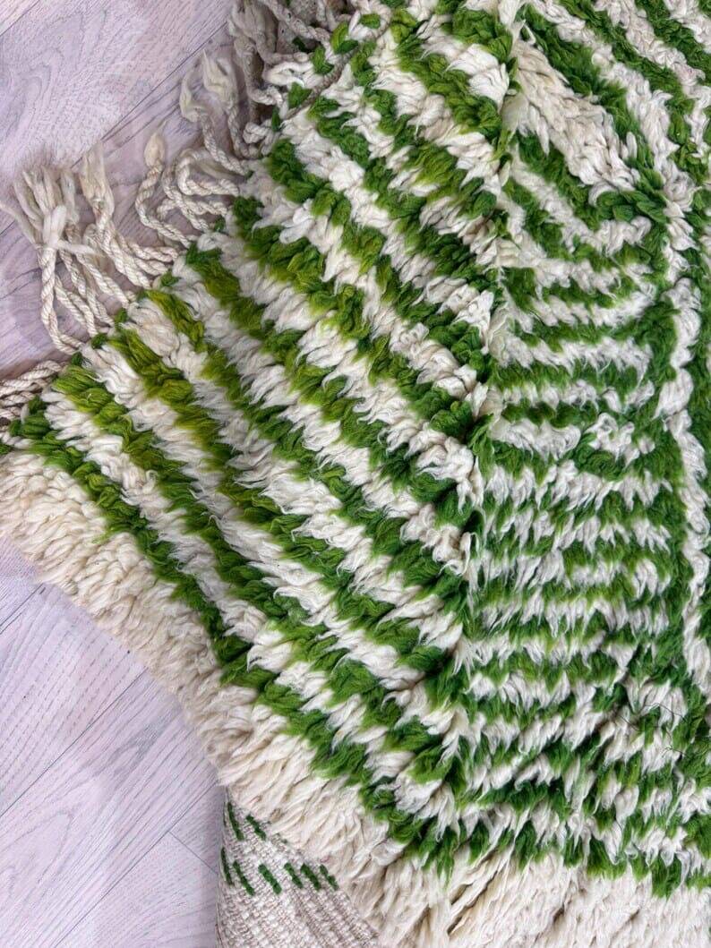 Hand-woven Beni Ouraine rug, size 200 x 300 cm