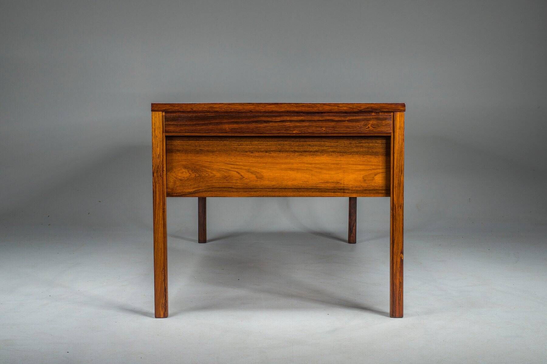 Danish executive desk in rosewood with black leather inlay from Søren Willadsen Møbelfabrik, 1960s