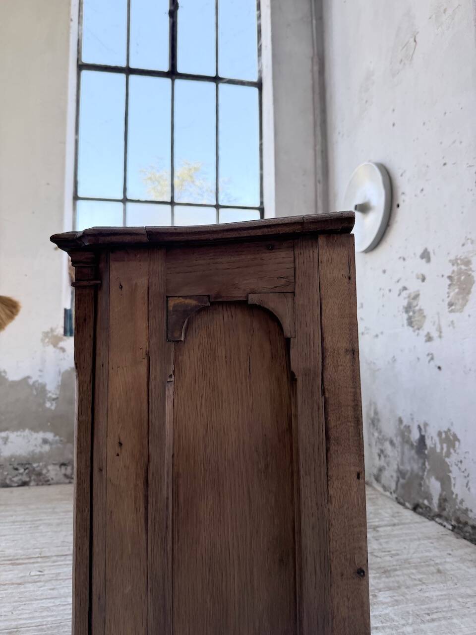 Enfilade display cabinet, solid oak, 1920.