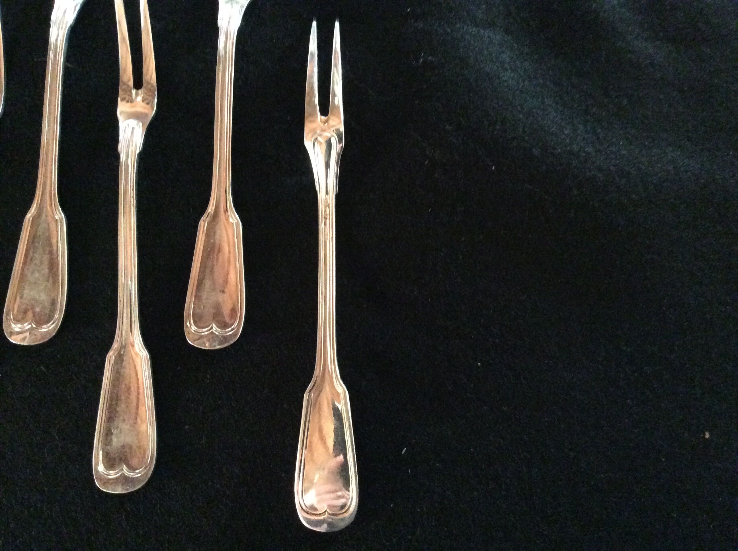 12 snail forks, silver metal