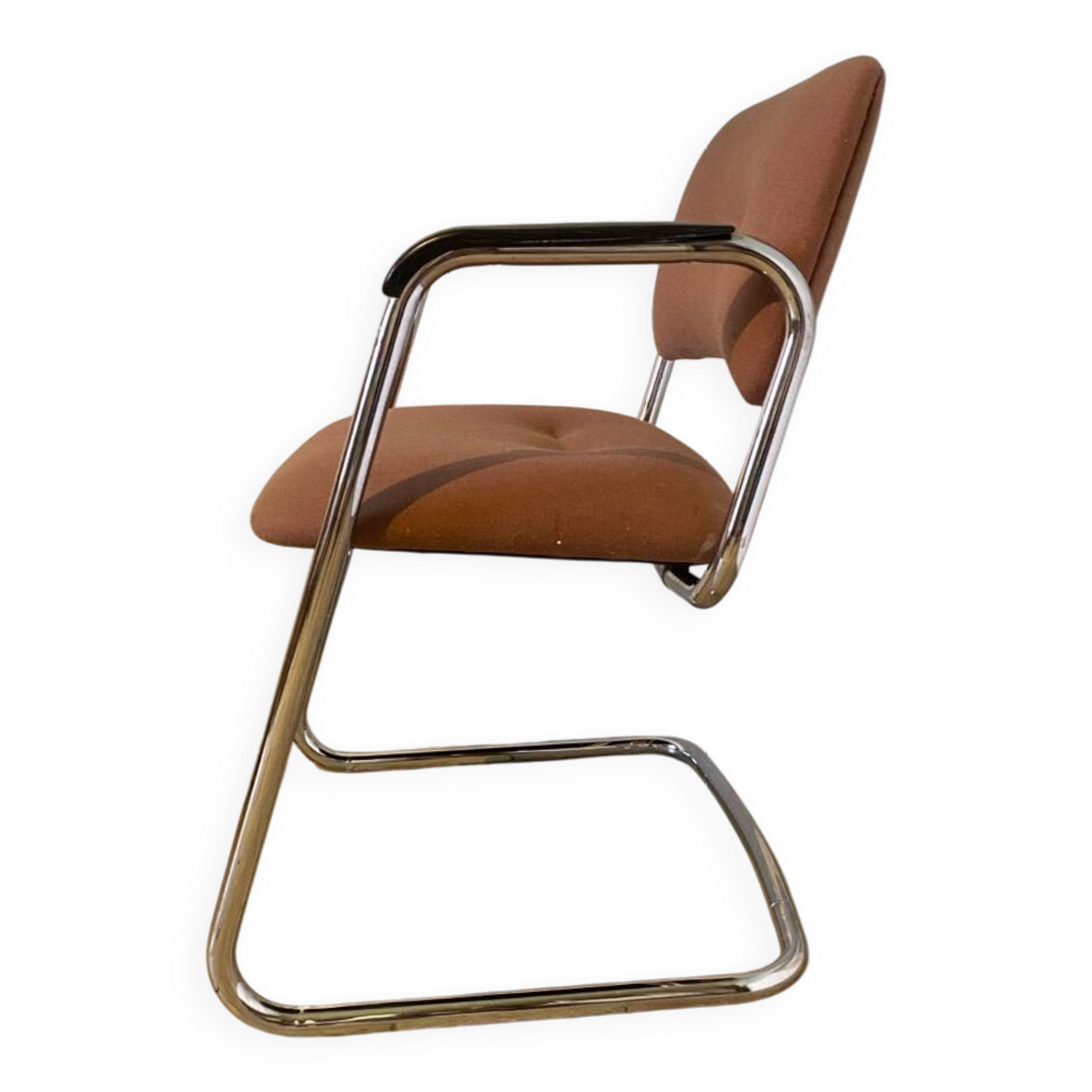 Fauteuil strafor rose