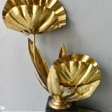 Golden metal flower lamp