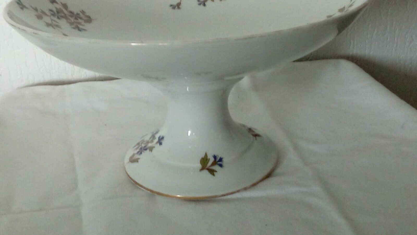 Decor porcelain compotier cut with barbel