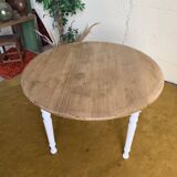 Round raw wood table