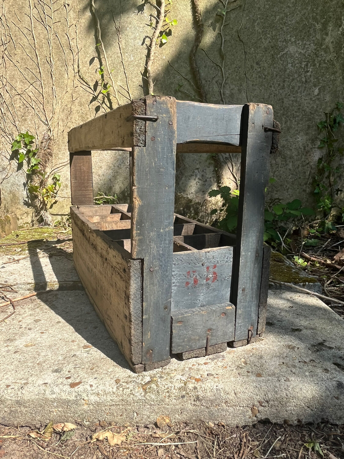 Range bouteille en bois