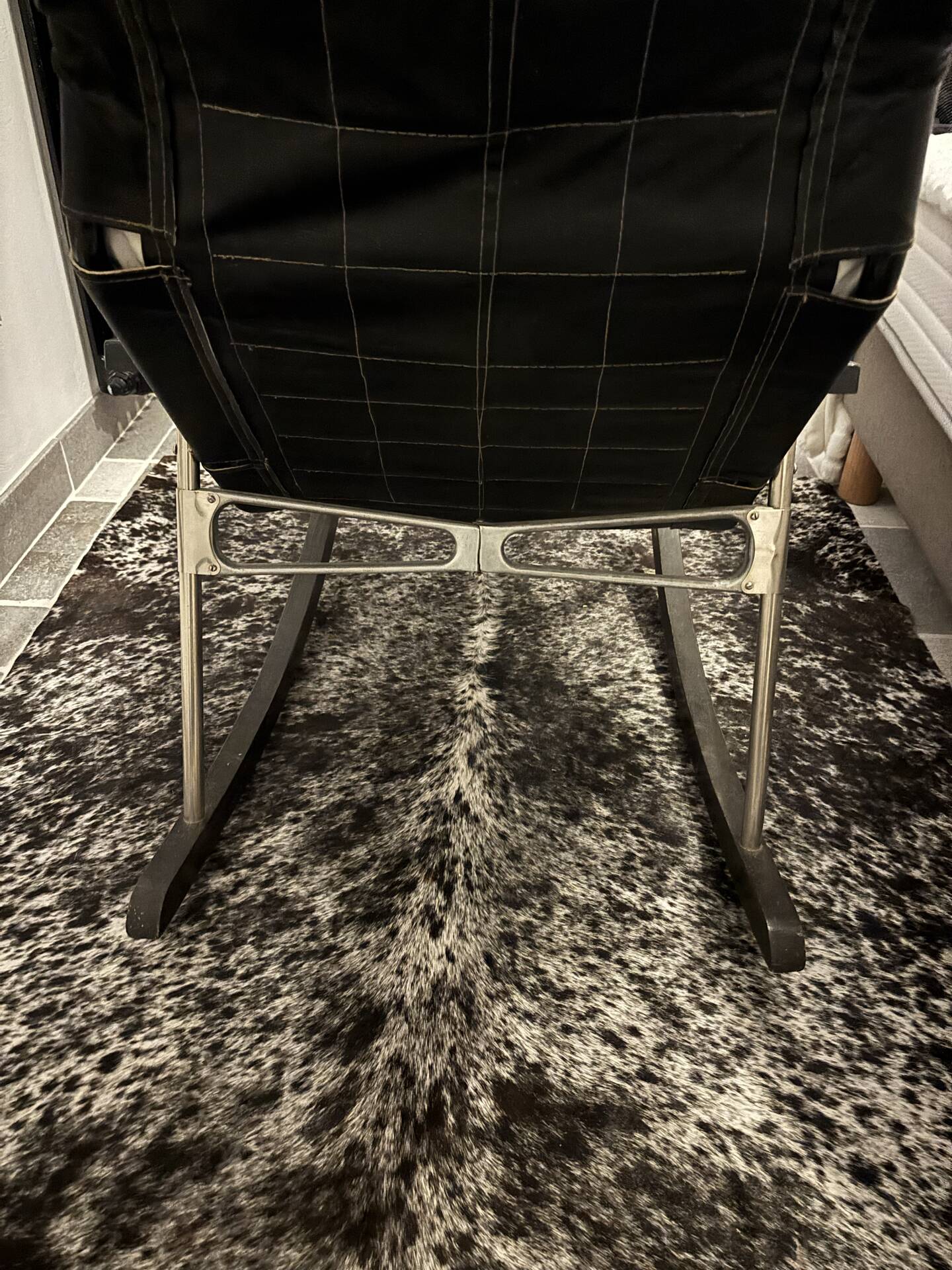 Rocking chair par Takeshi Nii-Cuir et bois -60’s