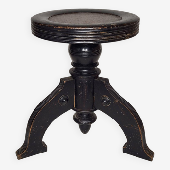 Napoleon III piano stool