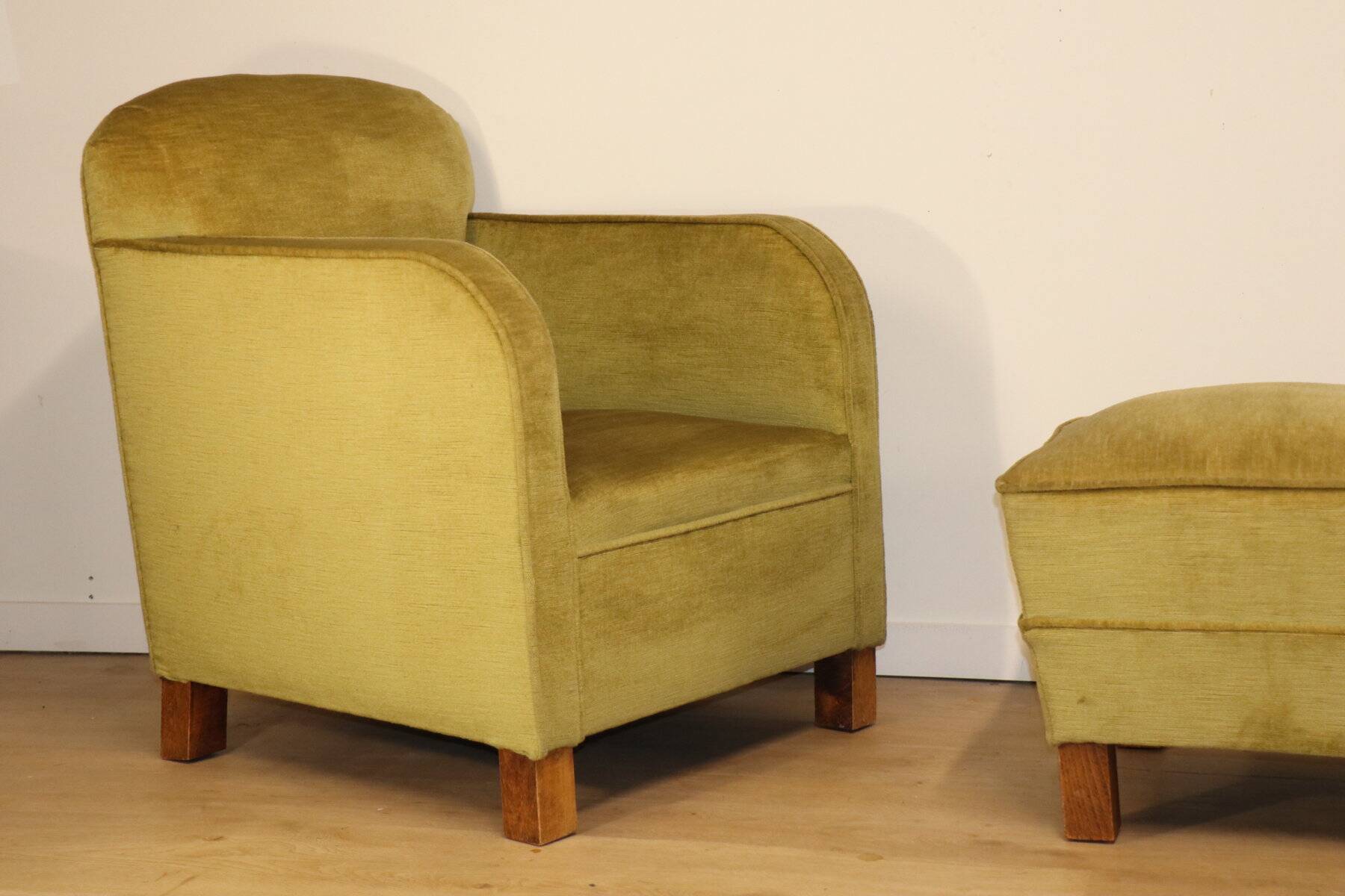 Pair of vintage velvet armchairs with footrest - 1950s