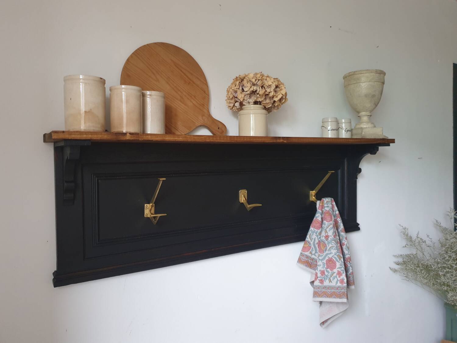 Oak shelf coat rack
