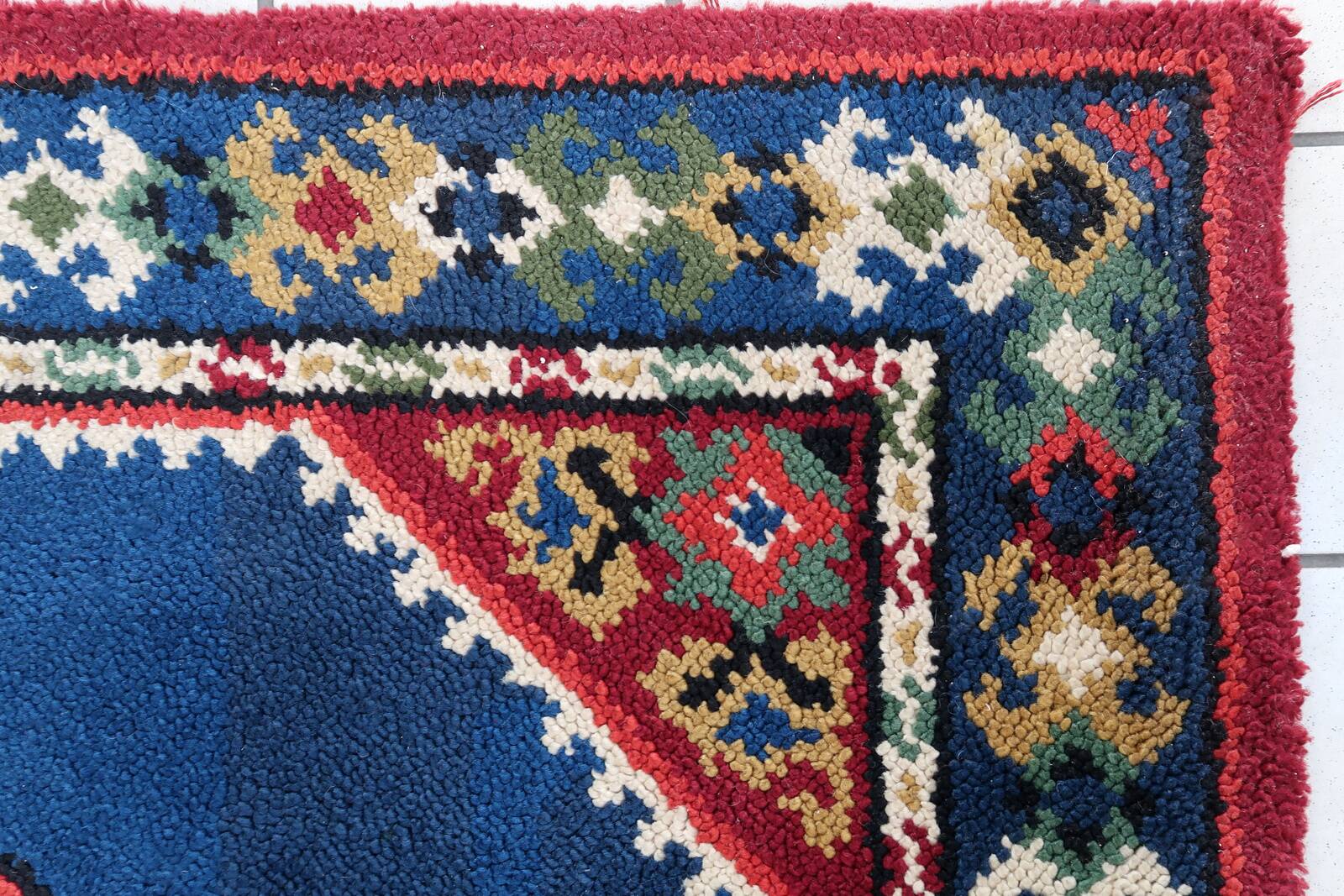 Tapis vintage français Savonnerie fait main en laine – 94 x 170 cm – 1960s