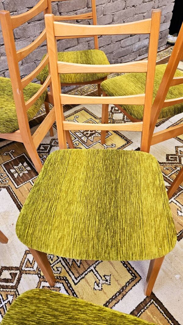 Lot de 8 chaises scandinaves année 1970