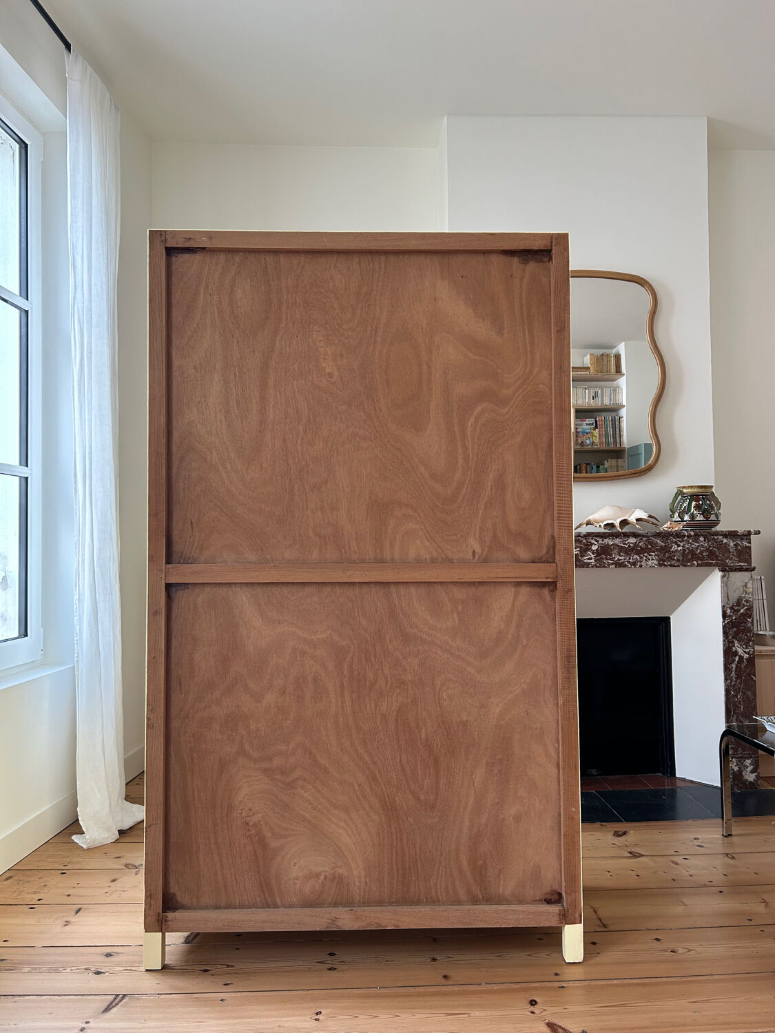 Art Deco glass cabinet (renovated)