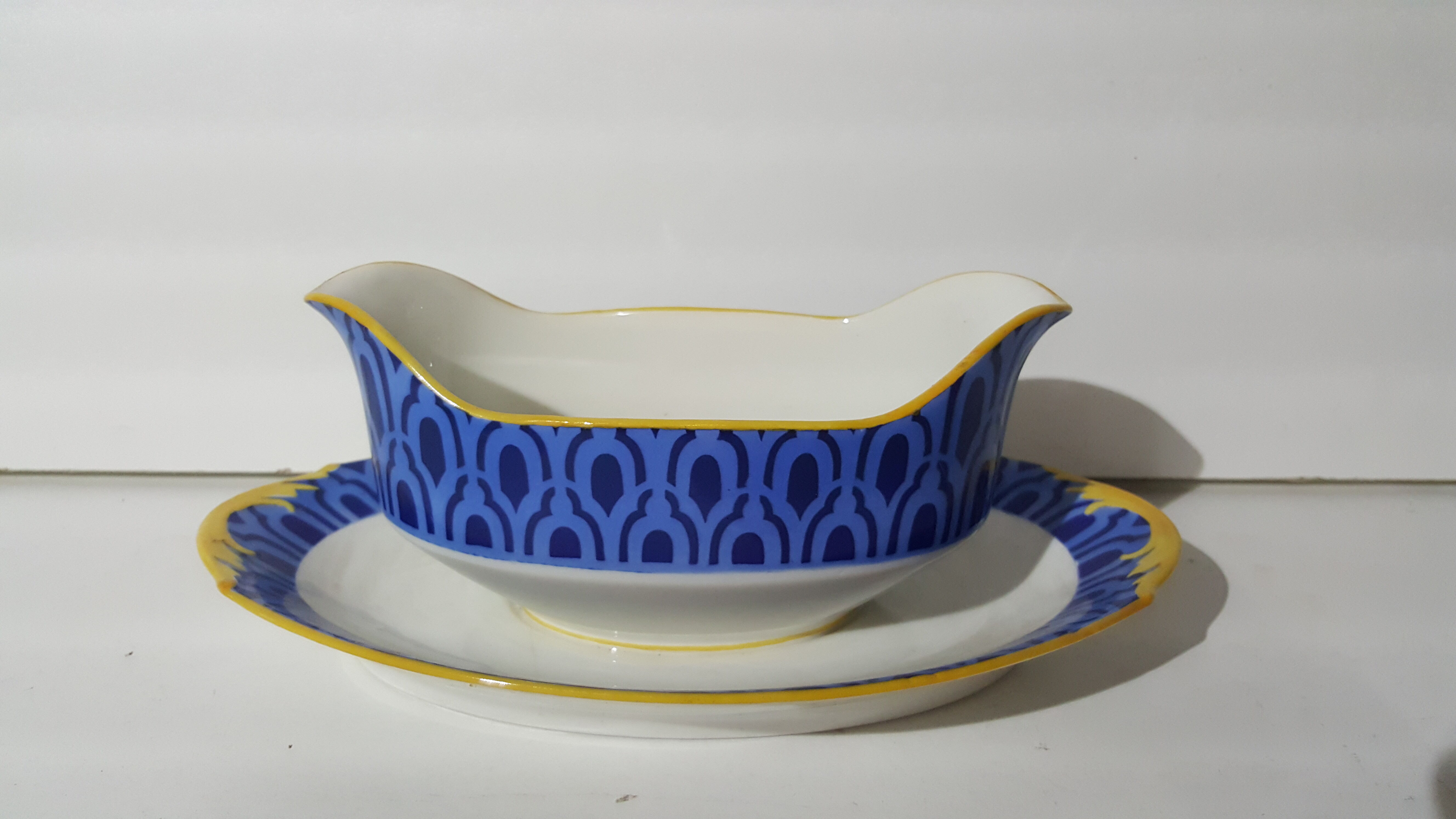 Set of dishes in porcelain from Limoges 1910