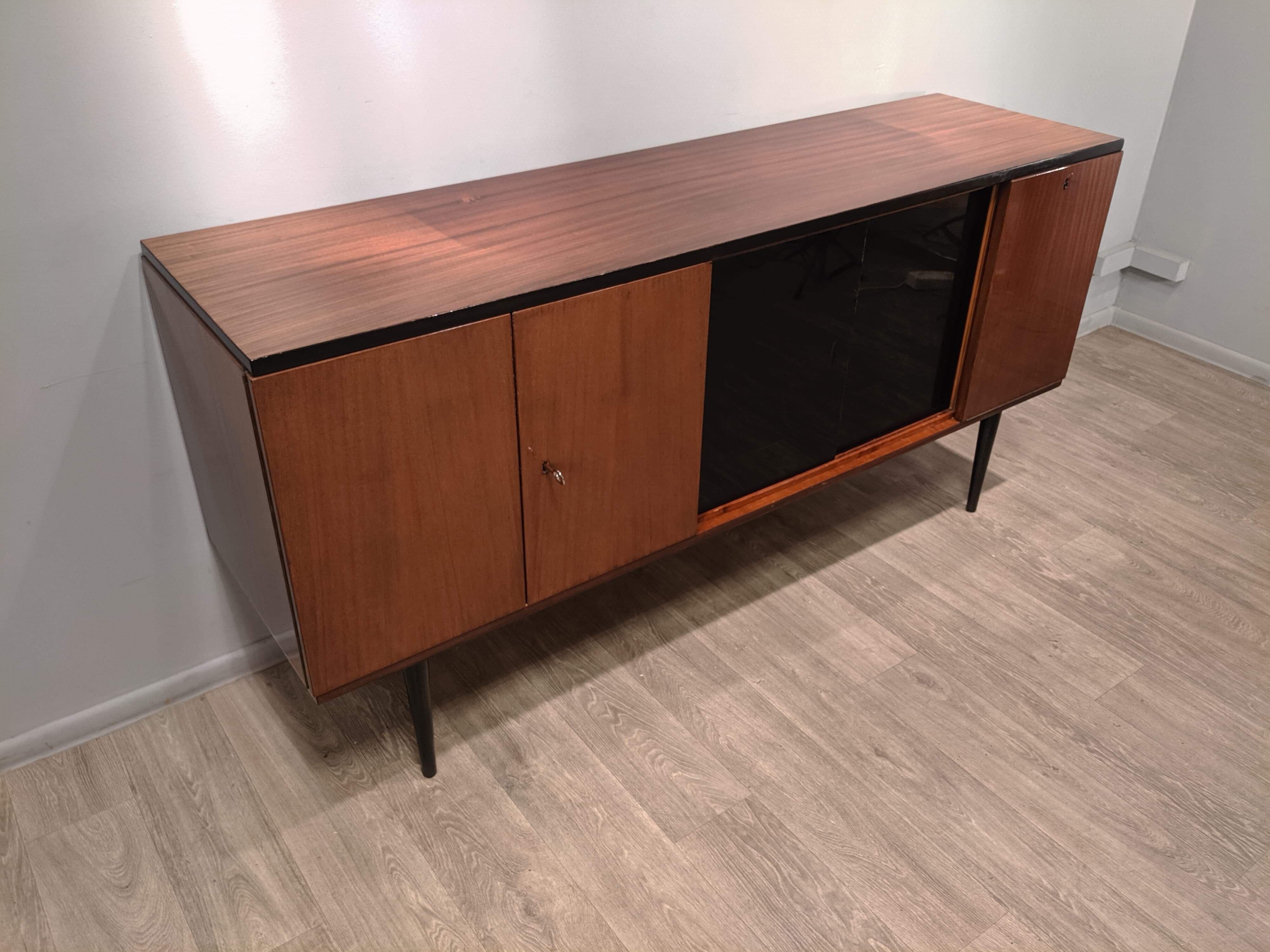 Vintage sideboard  60