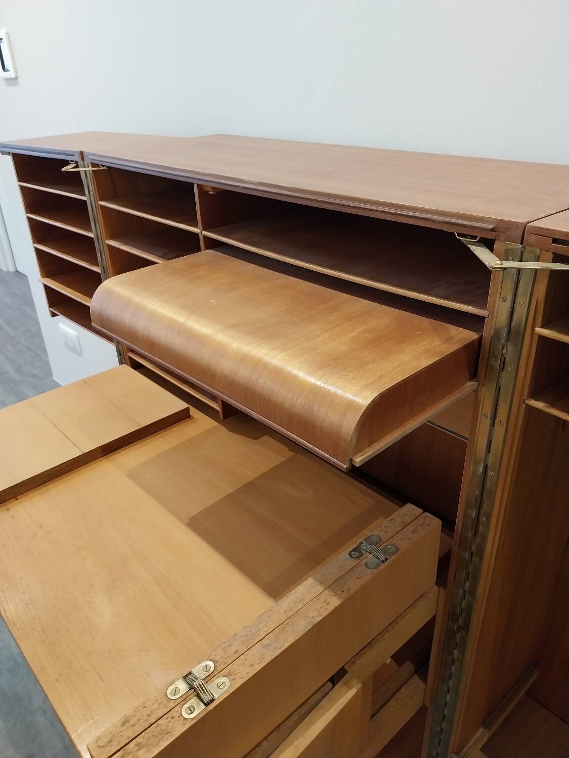 Magic Box type cash desk