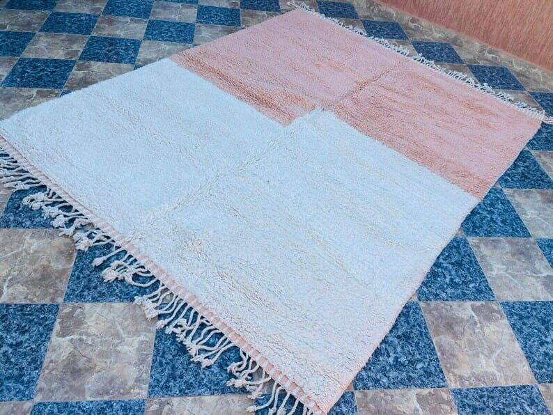 Traditional handmade Berber carpet mrirt size 200 x 300 cm