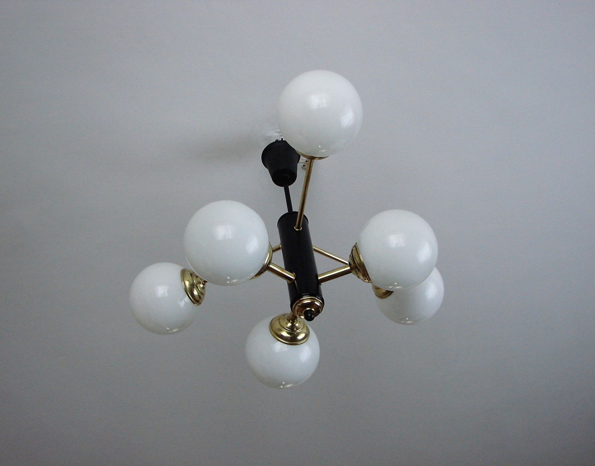 Modernist chandelier, 1970s