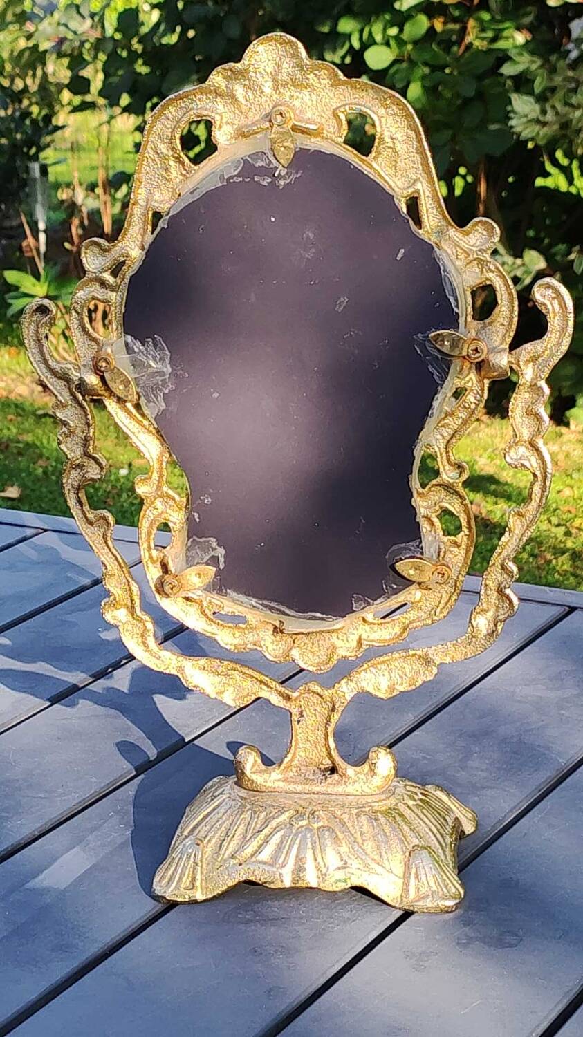 Pivoting Psyche Makeup Mirror. Baroque/Rocaille Style. Bronze. Dim 31 x 20 cm