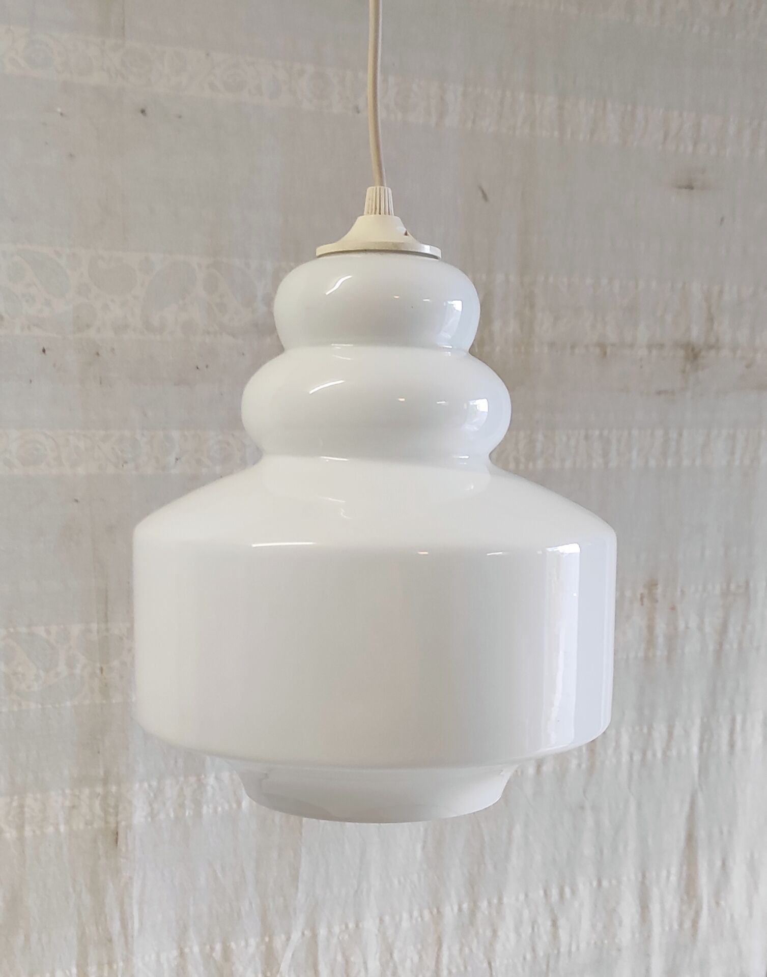 Scandinavian style suspension lampshade in opaline - mid 20th century.