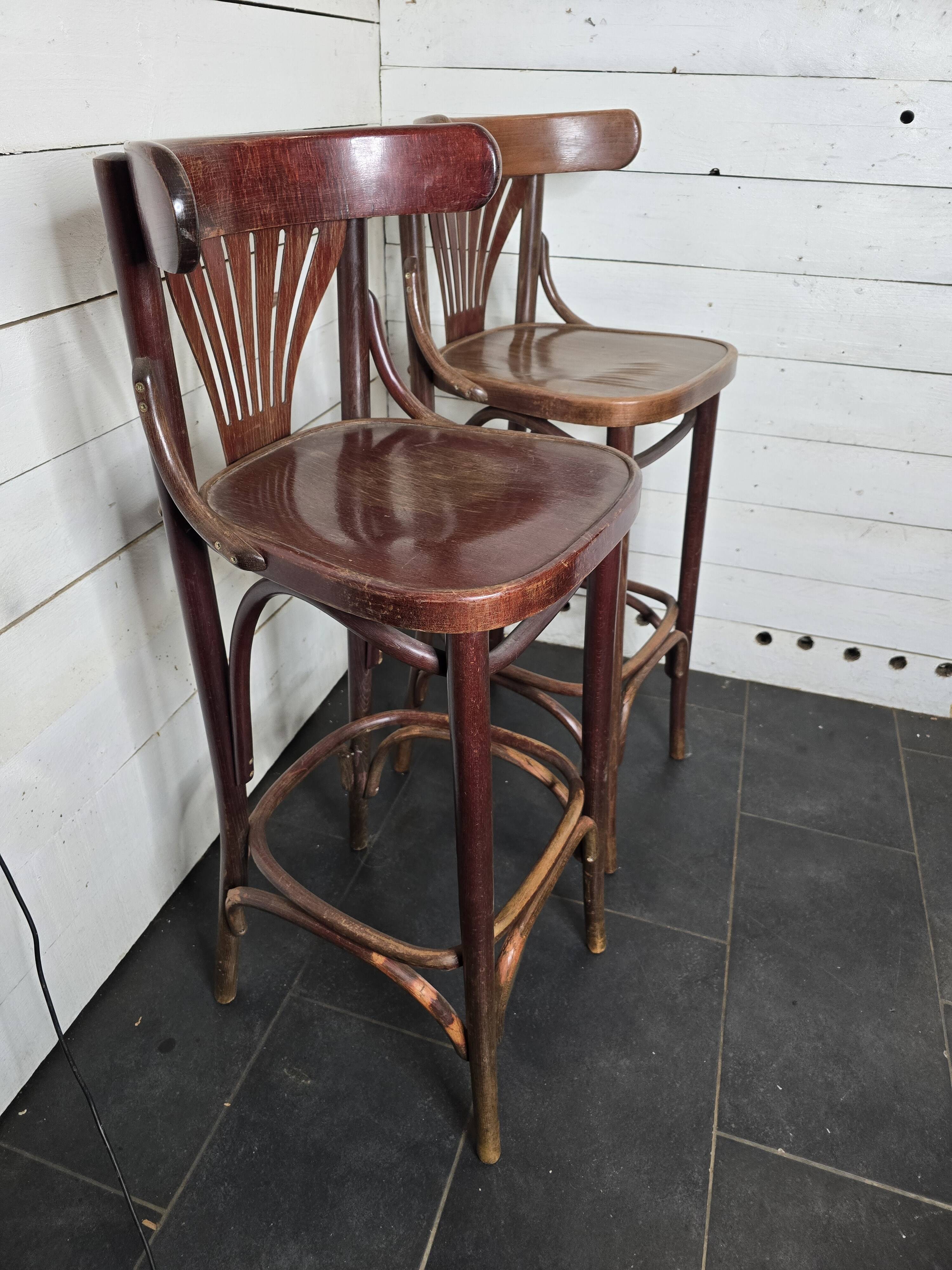 Pair of bistro stools with backrest