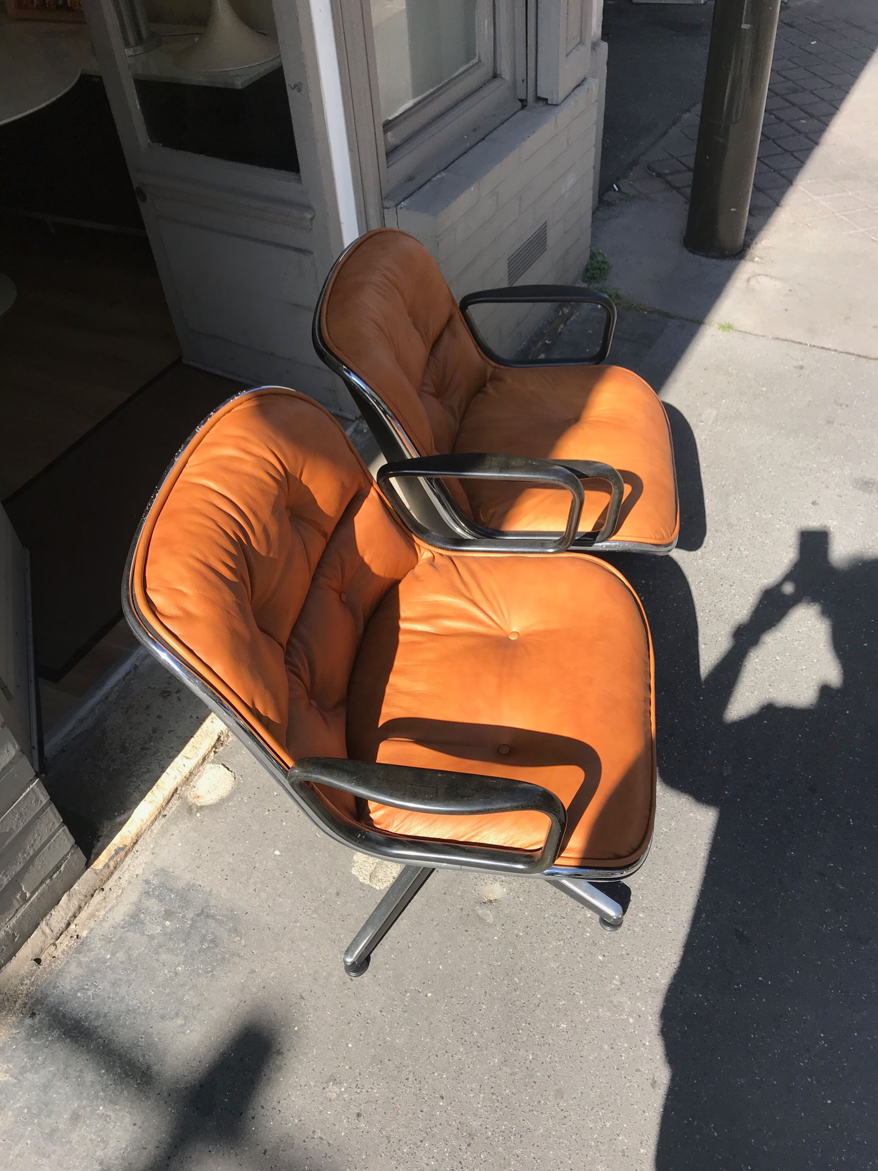 Knoll edition Pollock leather cognac chair