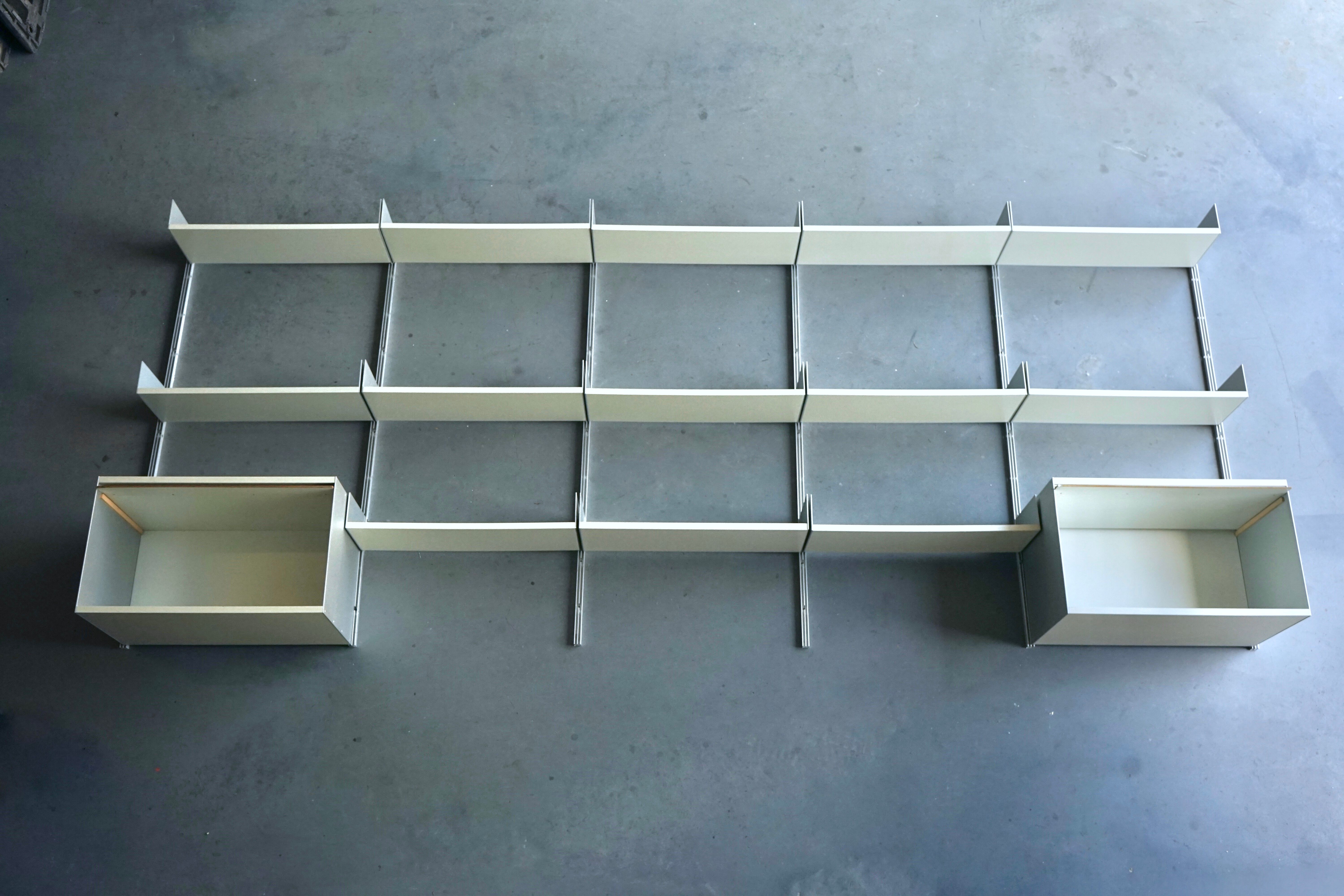 Wall Shelving Unit model 606 by Dieter Rams for Vitsoe. 1960s