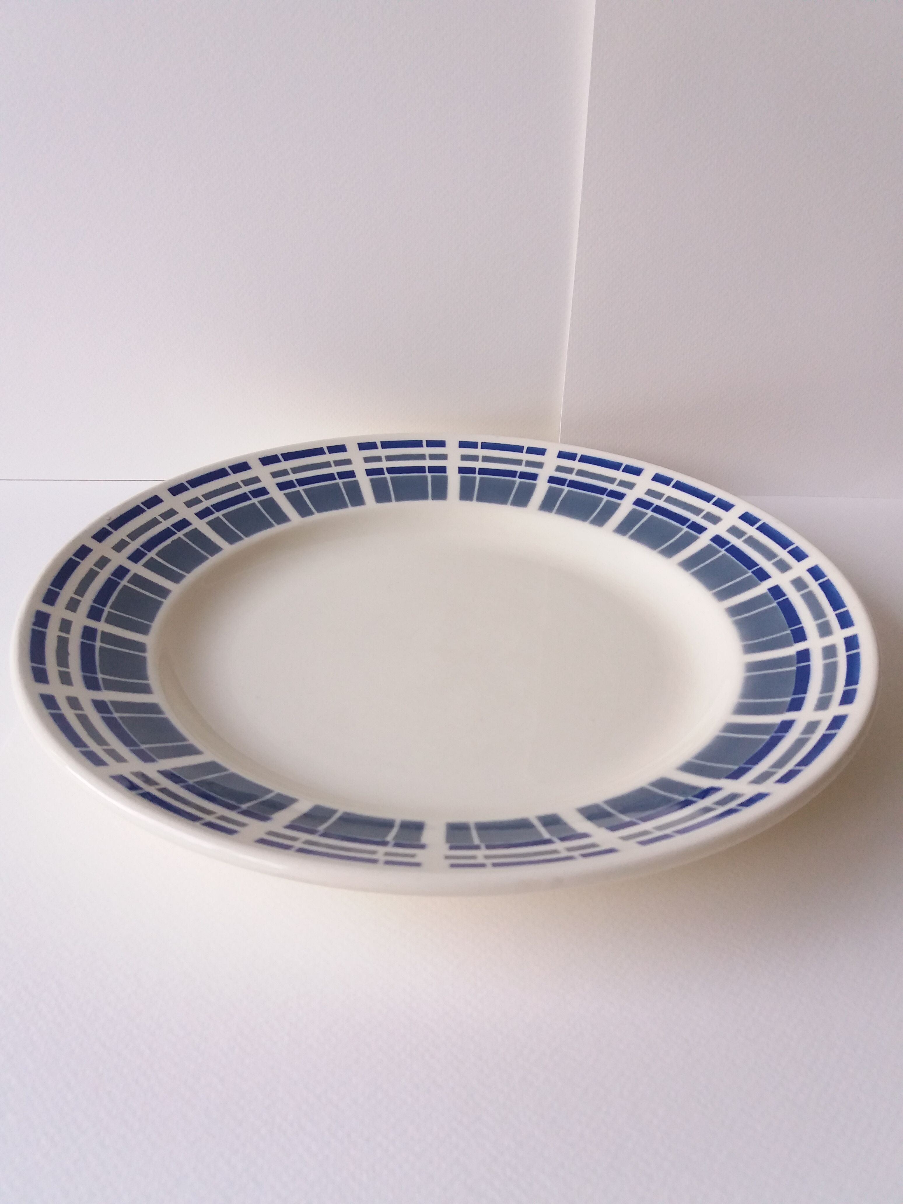 Badonviller round dish