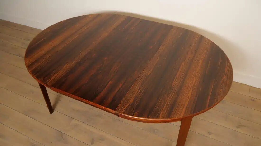 Vintage round dining table | extendable | Rosewood