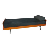 Daybed A.R.P. Pierre Guariche 1955