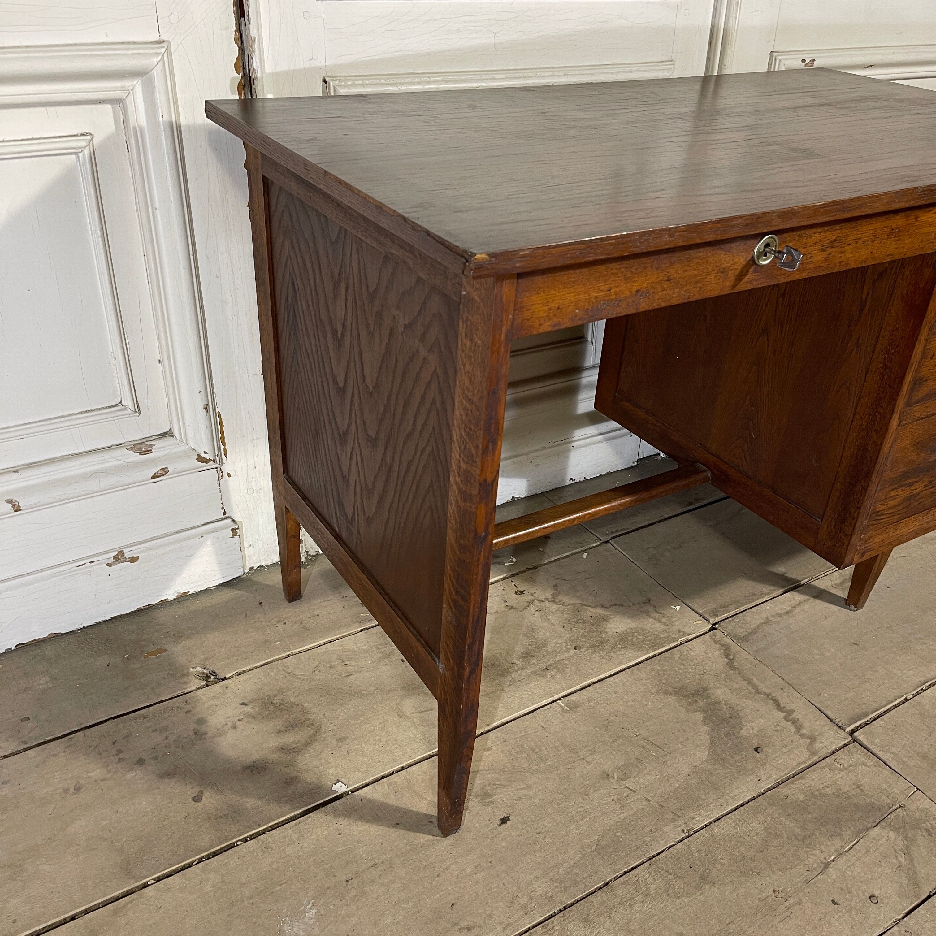Bureau vintage en bois