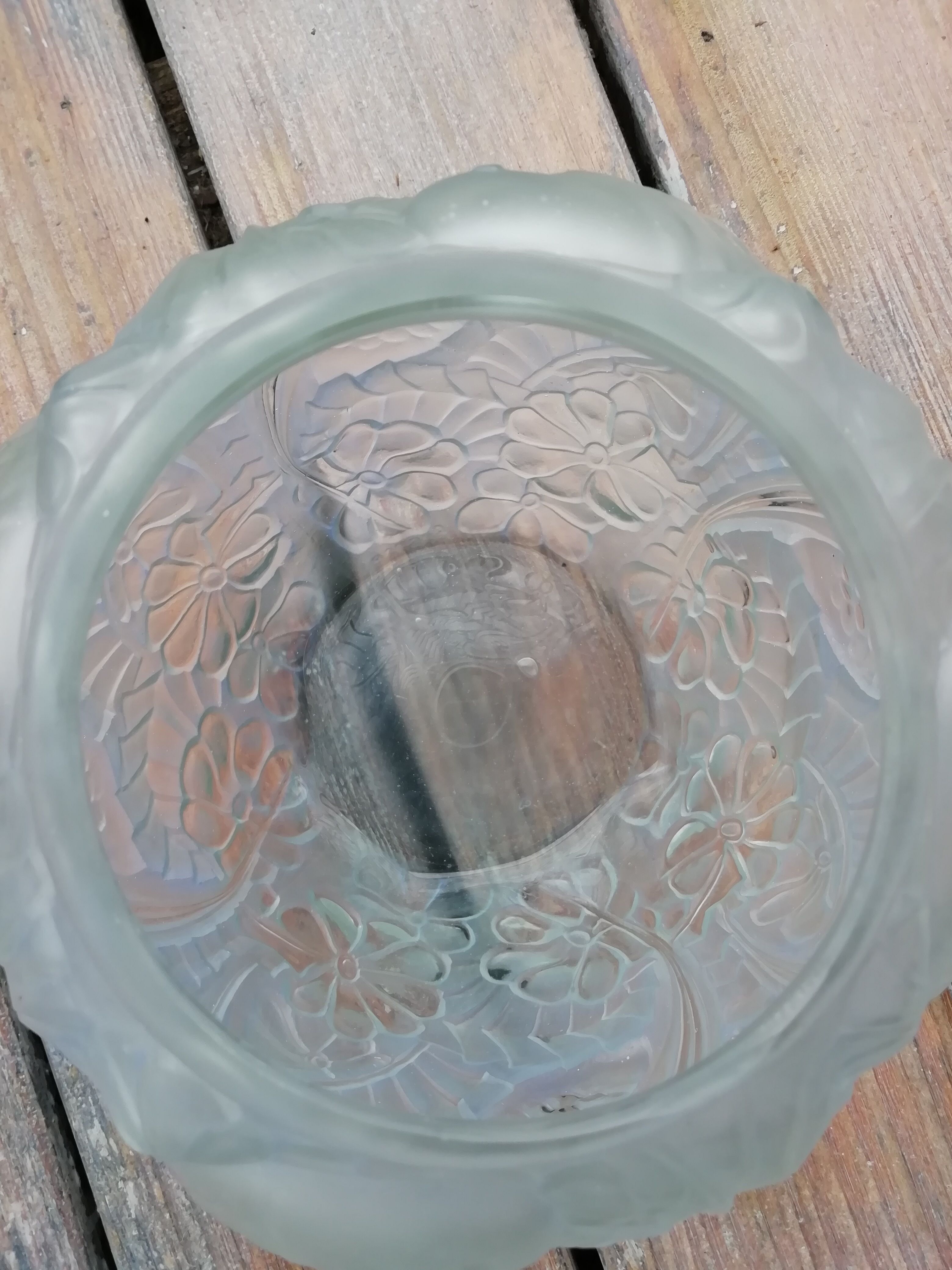 Vase boule moulé art déco