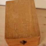 Wooden plug box