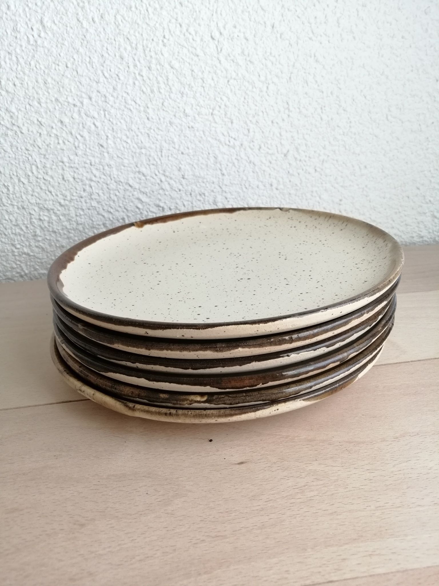Lot de 6 assiettes émaillées en grès