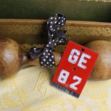 Enamelled sheet metal bicycle license plate