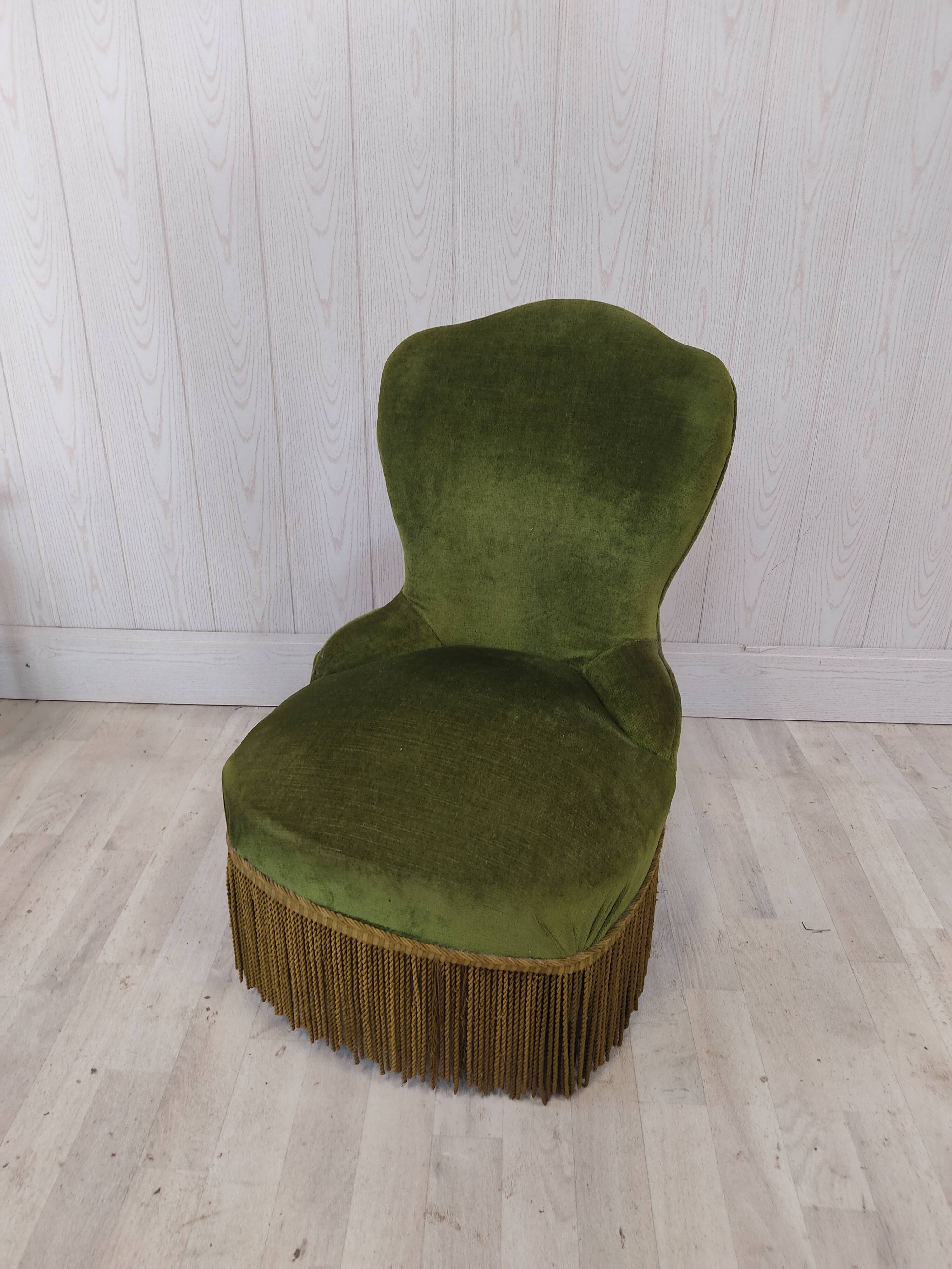 Green velvet toad armchair